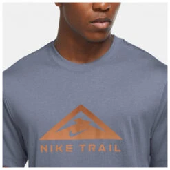 Nike - Dri-Fit Trail Running T-Shirt - T-shirt De Running -Magasin De Sports De Plein Air nike dri fit trail running t shirt t shirt de running detail 5